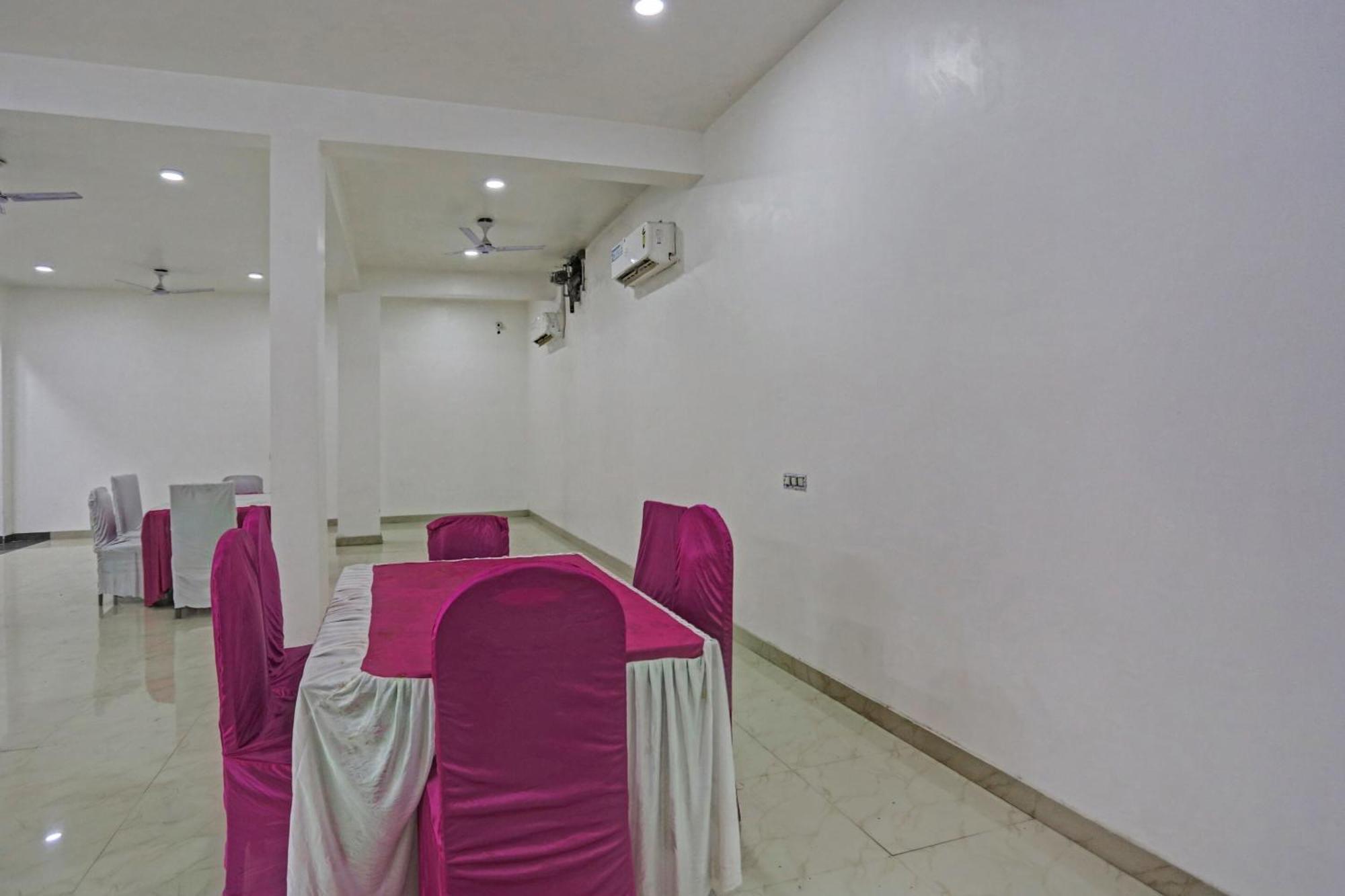 Townhouse Gn Stay Near Gnida Office Metro Station Greater Noida Buitenkant foto